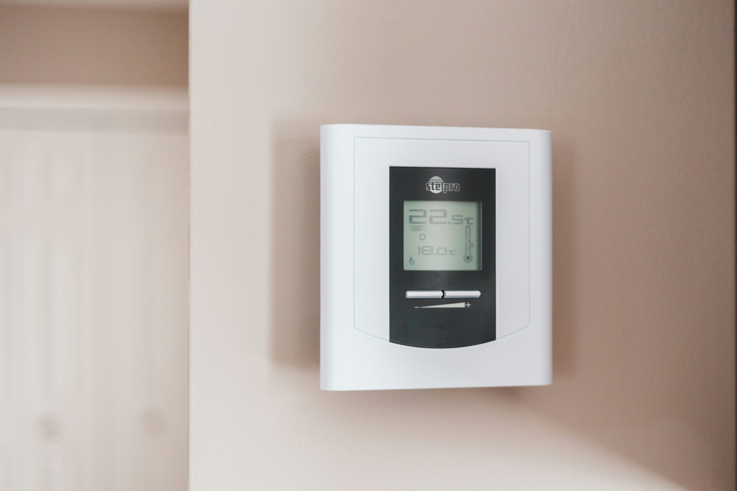 Florida Homeowners Should Keep “Auto Fan” Set on Thermostat!